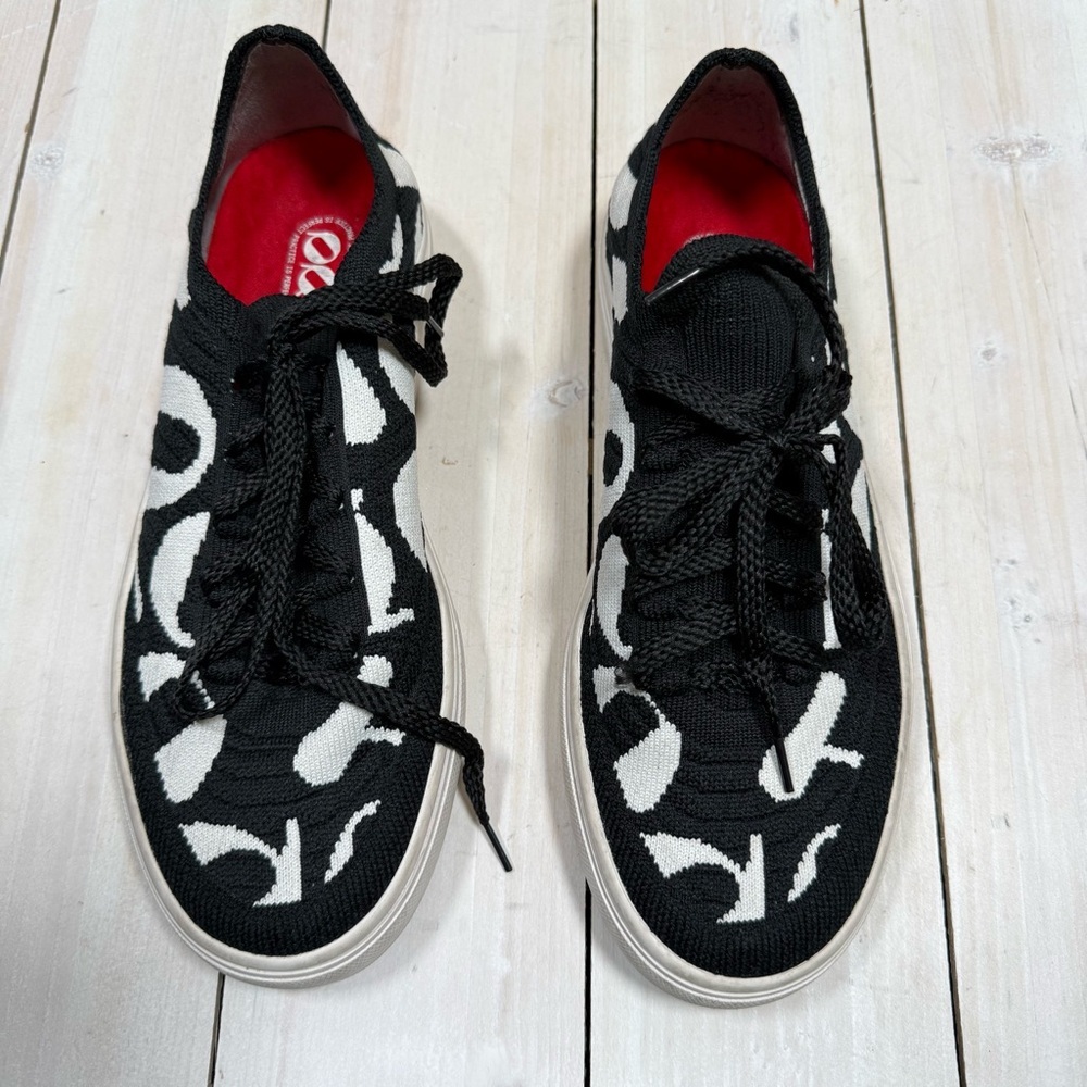 Proto Collective Sneakers Size 39  US 7.5 women